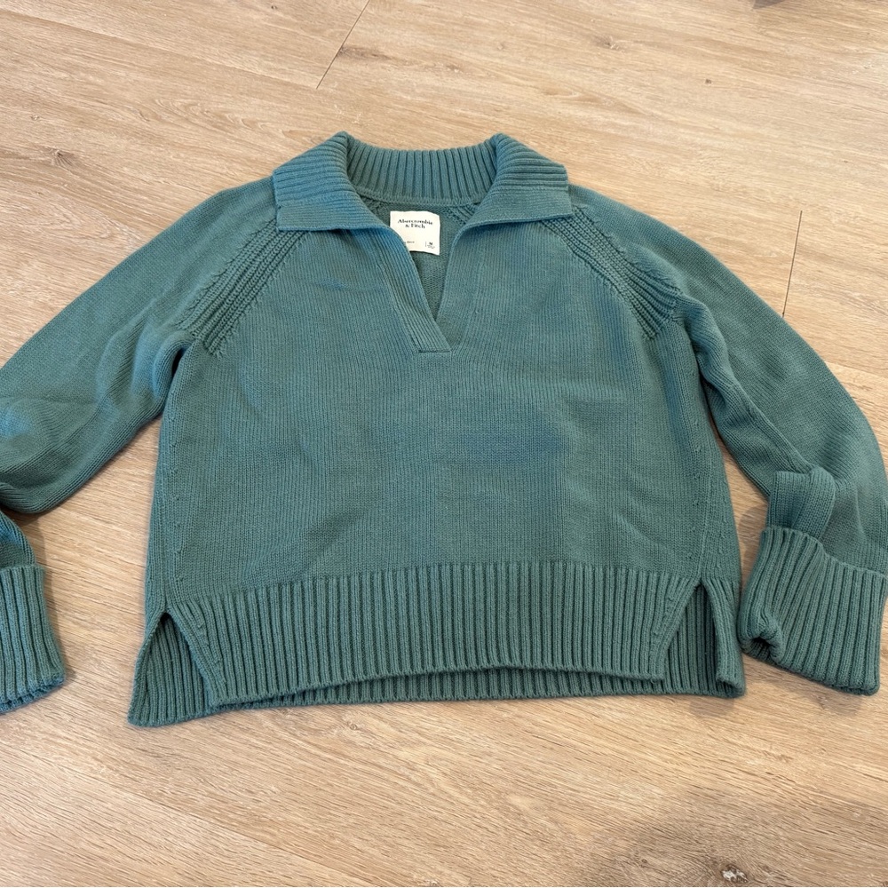Abercrombie & Fitch Teal V-Neck Sweater